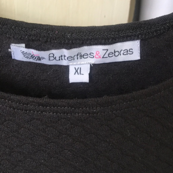 Butterflies and Zebras black textured top - Picture 3 of 3